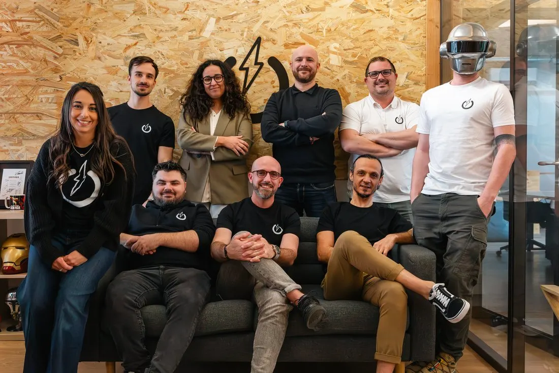 L'équipe POWERiti réunie dans ses bureaux d'Avignon